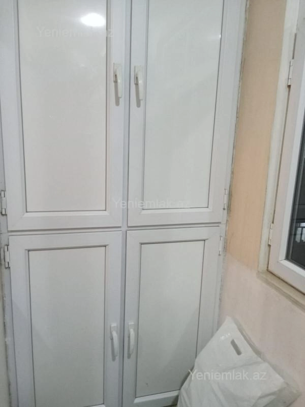 Satılır 3 otaqlı köhnə tikili 75 m²