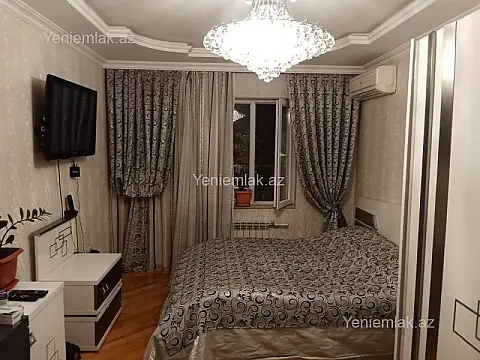Satılır 3 otaqlı köhnə tikili 75 m²