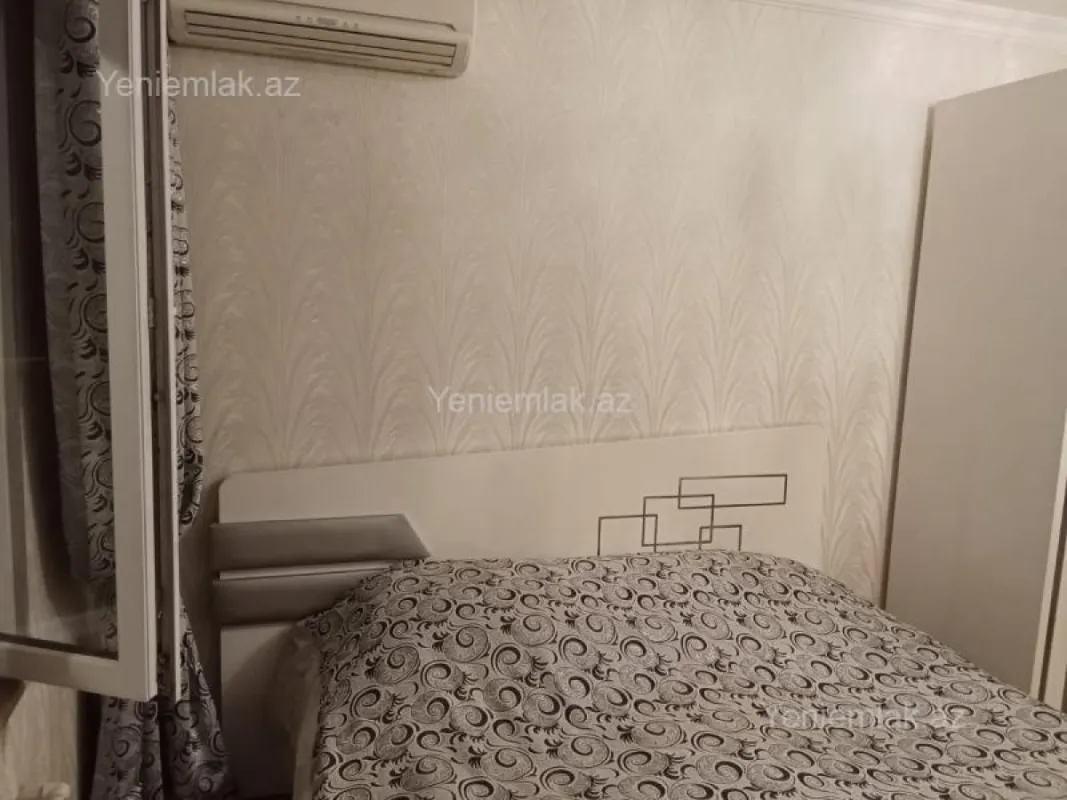Satılır 3 otaqlı köhnə tikili 75 m²