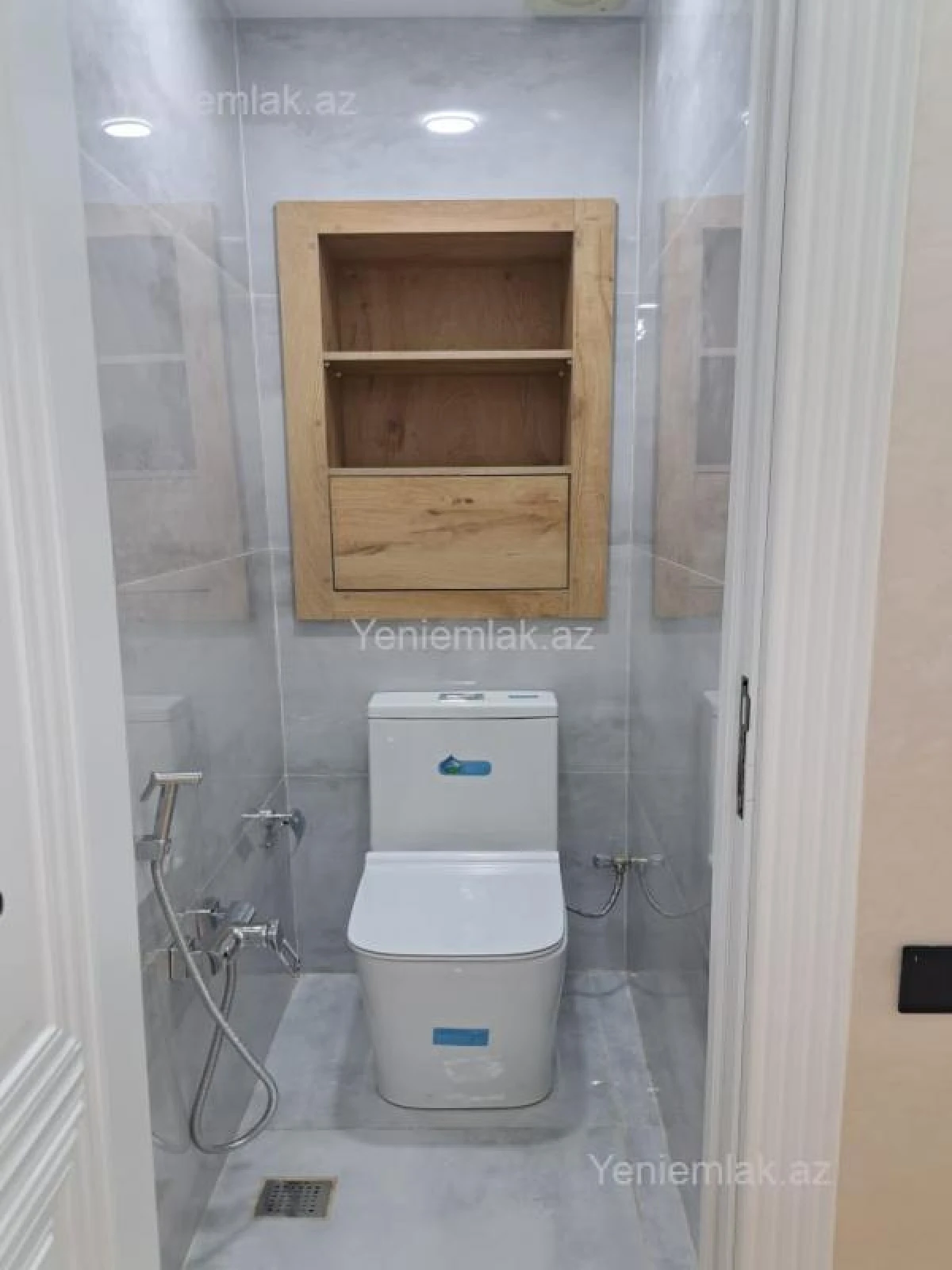 Satılır 3 otaqlı köhnə tikili 80 m²