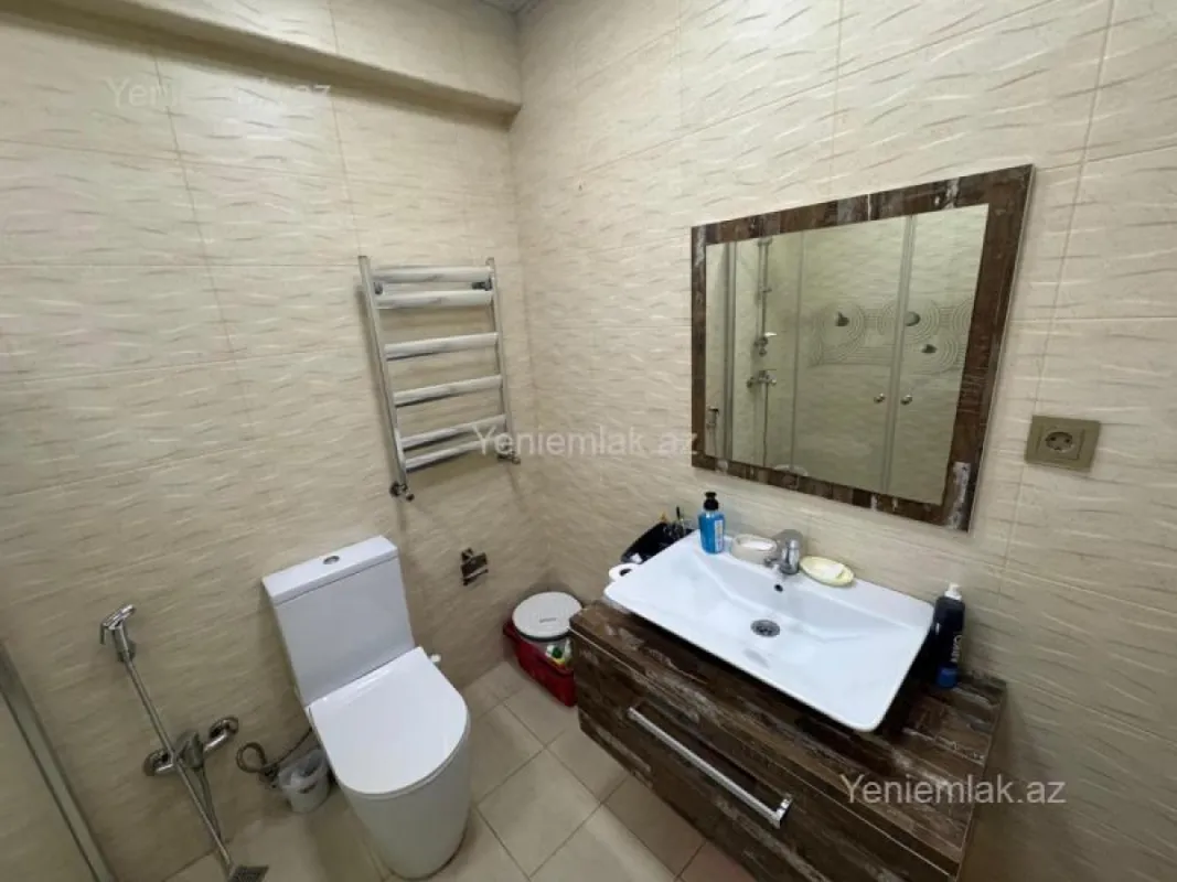 Satılır 3 otaqlı yeni tikili 140 m²