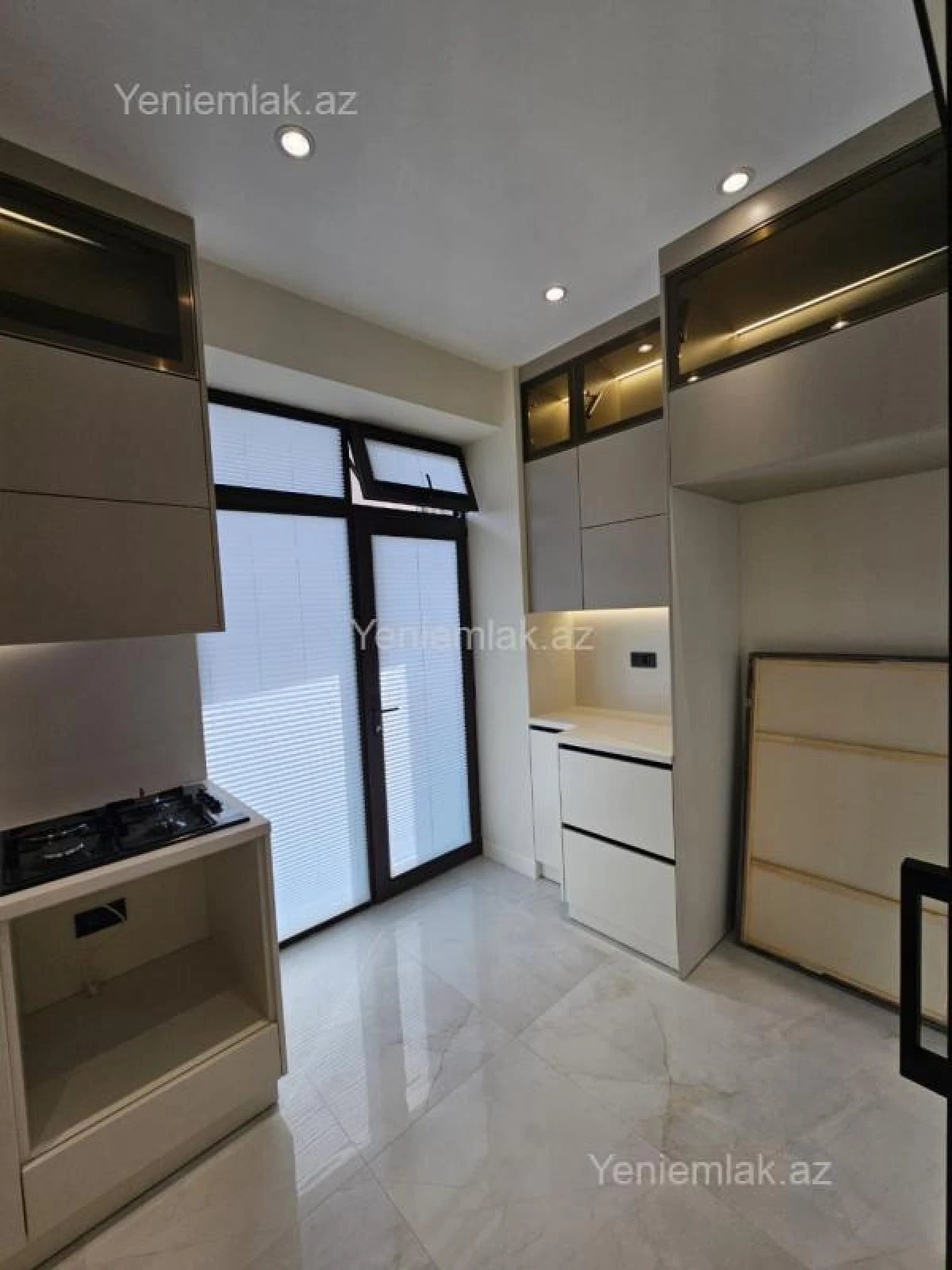 Satılır 3 otaqlı yeni tikili 103 m²