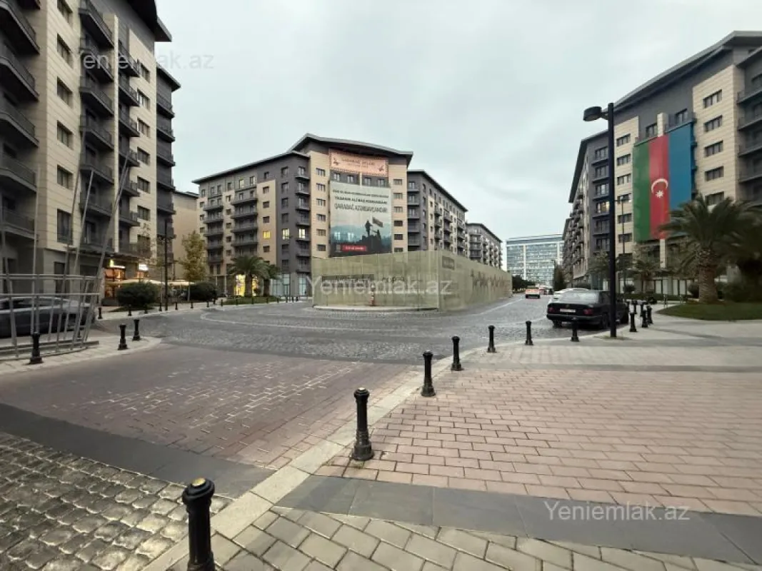 Satılır 5 otaqlı yeni tikili 250 m²