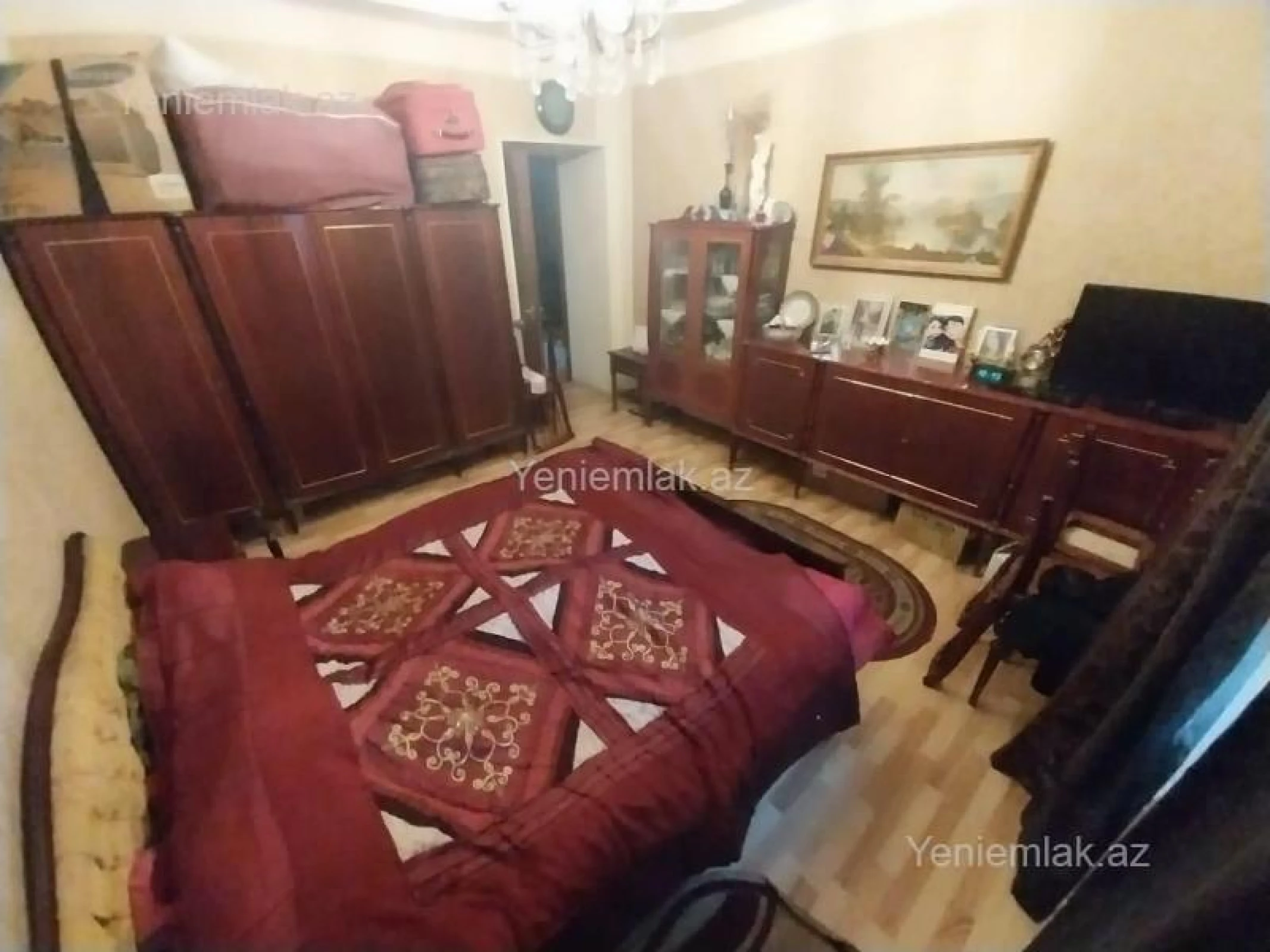 Satılır 3 otaqlı köhnə tikili 75 m²