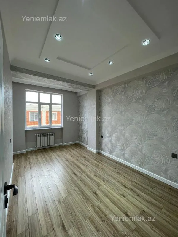 Satılır 3 otaqlı yeni tikili 83 m²