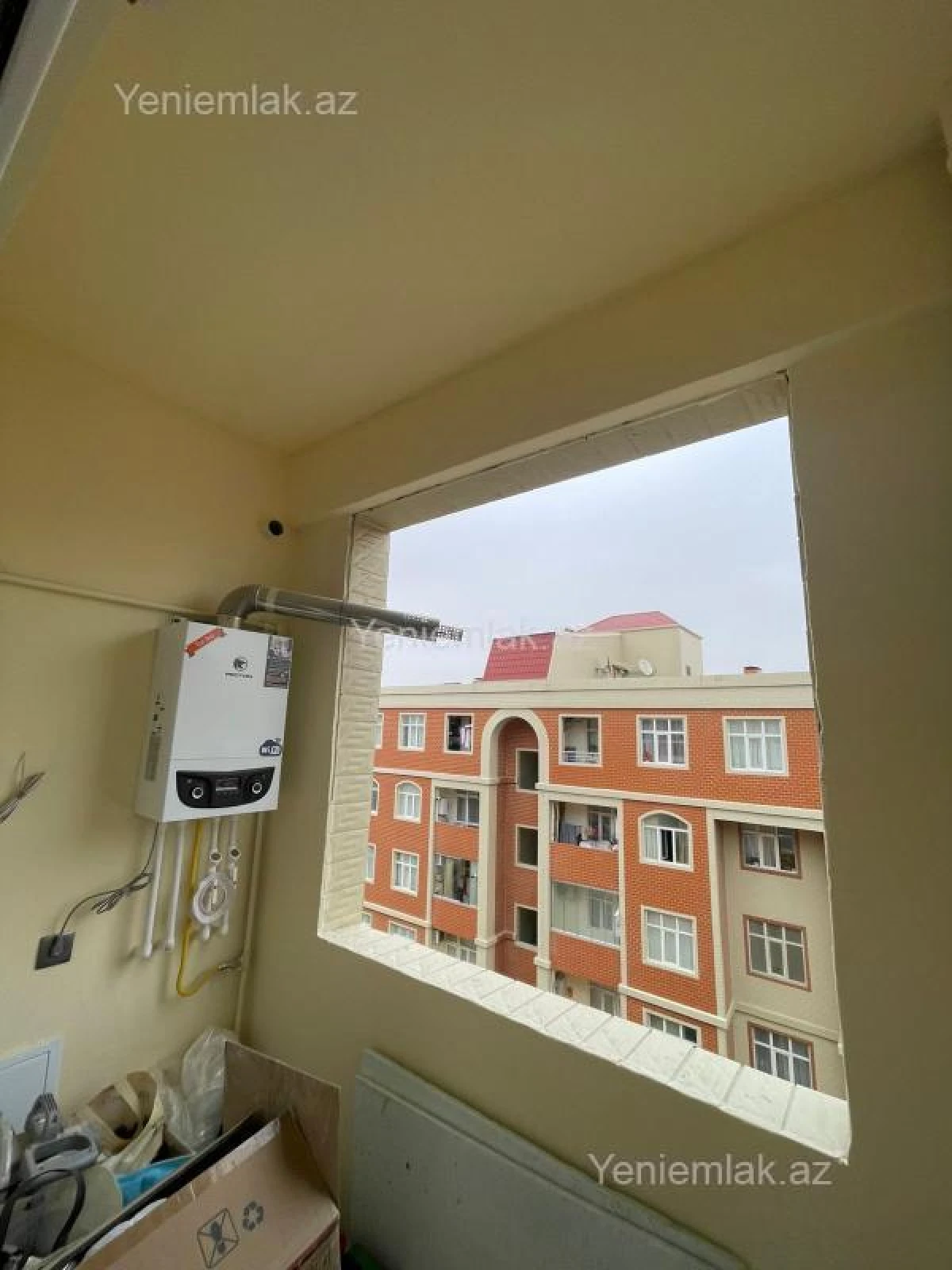 Satılır 3 otaqlı yeni tikili 83 m²