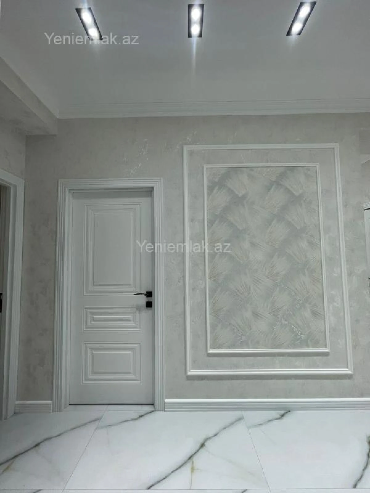 Satılır 3 otaqlı yeni tikili 83 m²