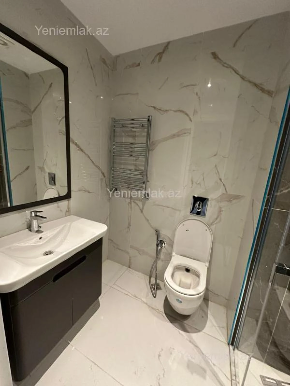 Satılır 4 otaqlı yeni tikili 120 m²