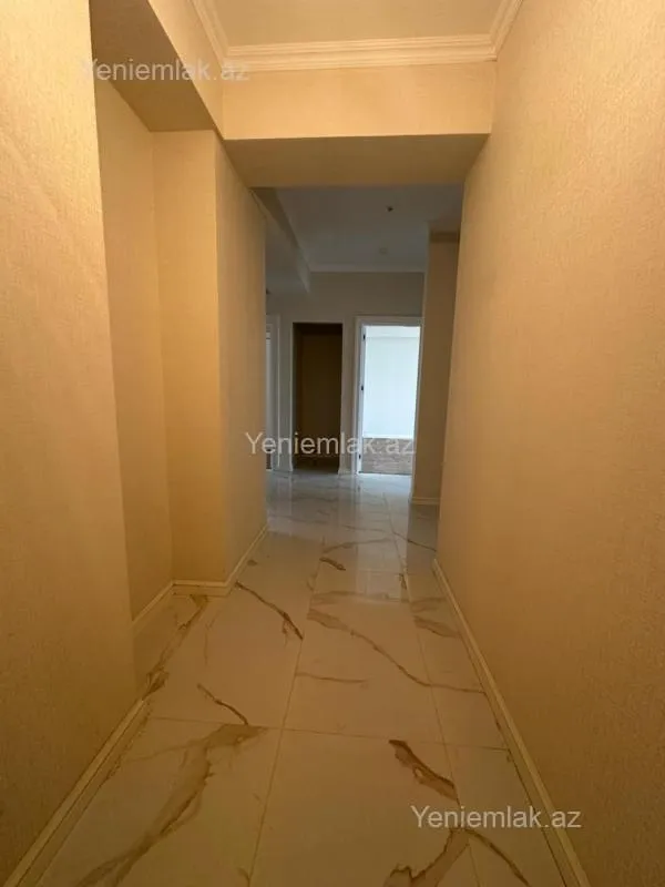 Satılır 4 otaqlı yeni tikili 120 m²
