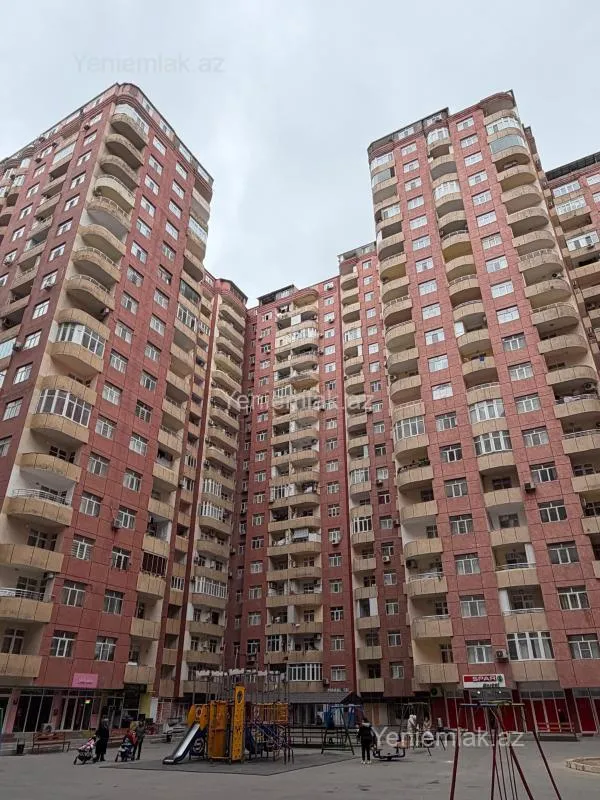 Satılır 4 otaqlı yeni tikili 132 m²