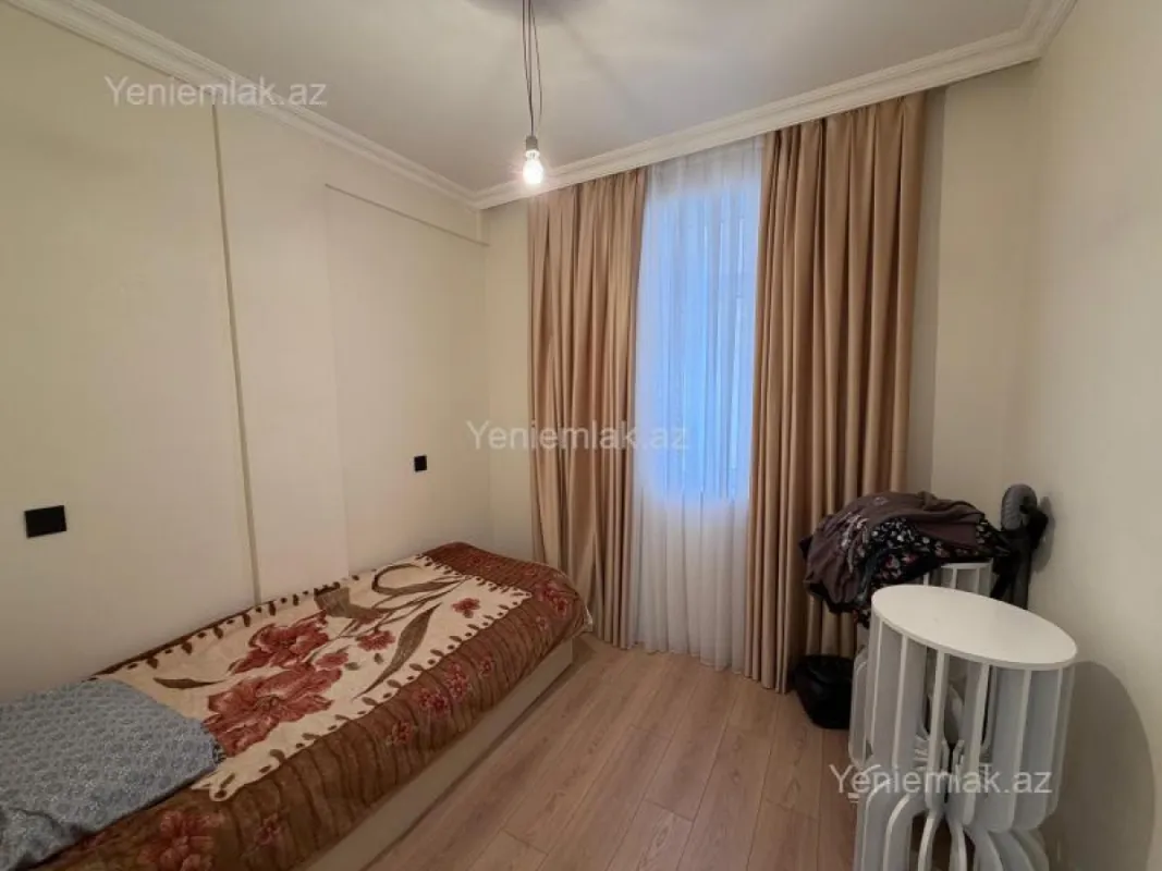 Satılır 4 otaqlı yeni tikili 132 m²