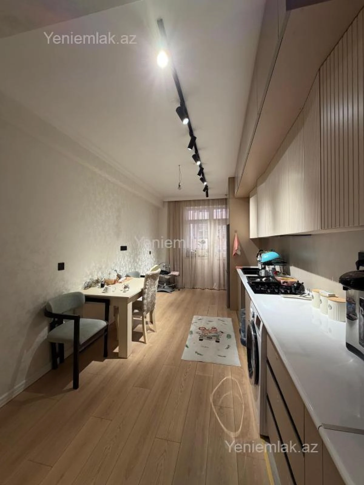 Satılır 4 otaqlı yeni tikili 132 m²