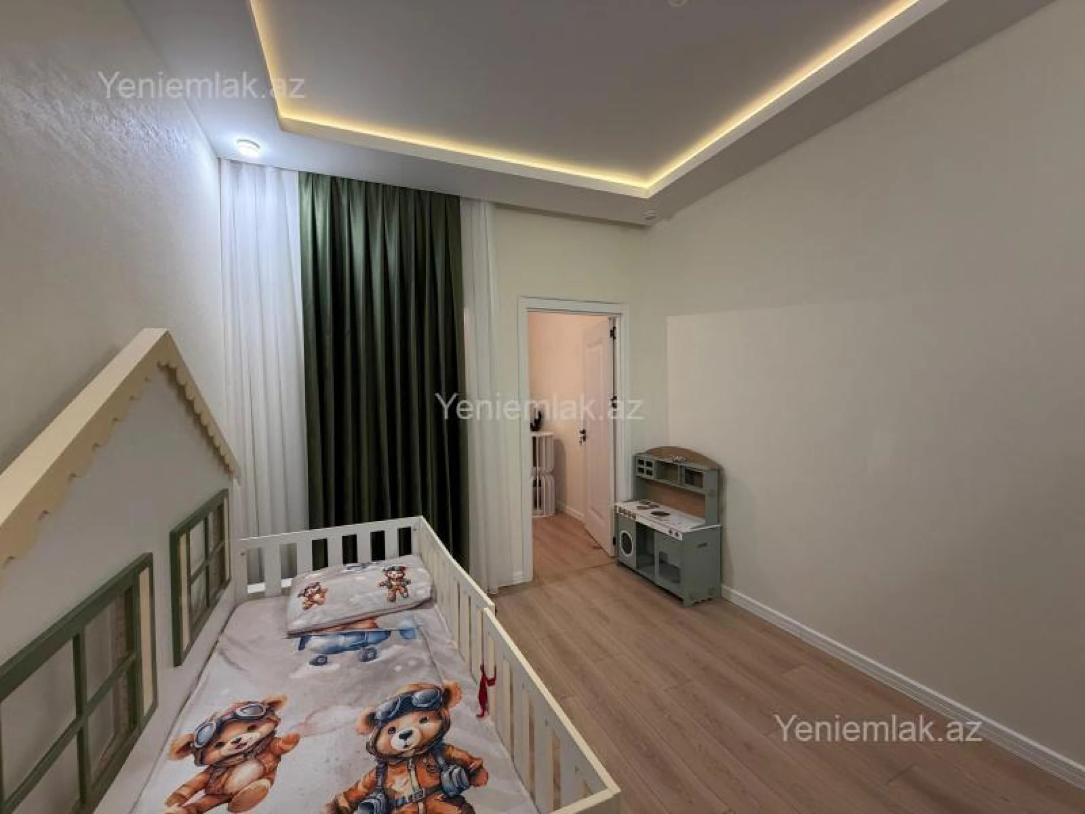Satılır 4 otaqlı yeni tikili 132 m²