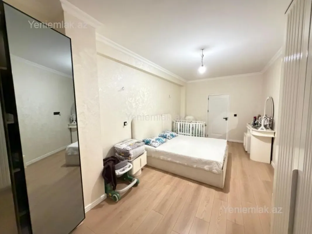 Satılır 4 otaqlı yeni tikili 132 m²