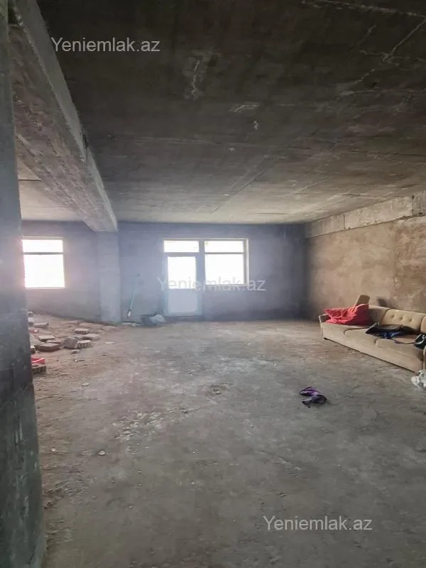 Satılır 3 otaqlı yeni tikili 150 m²