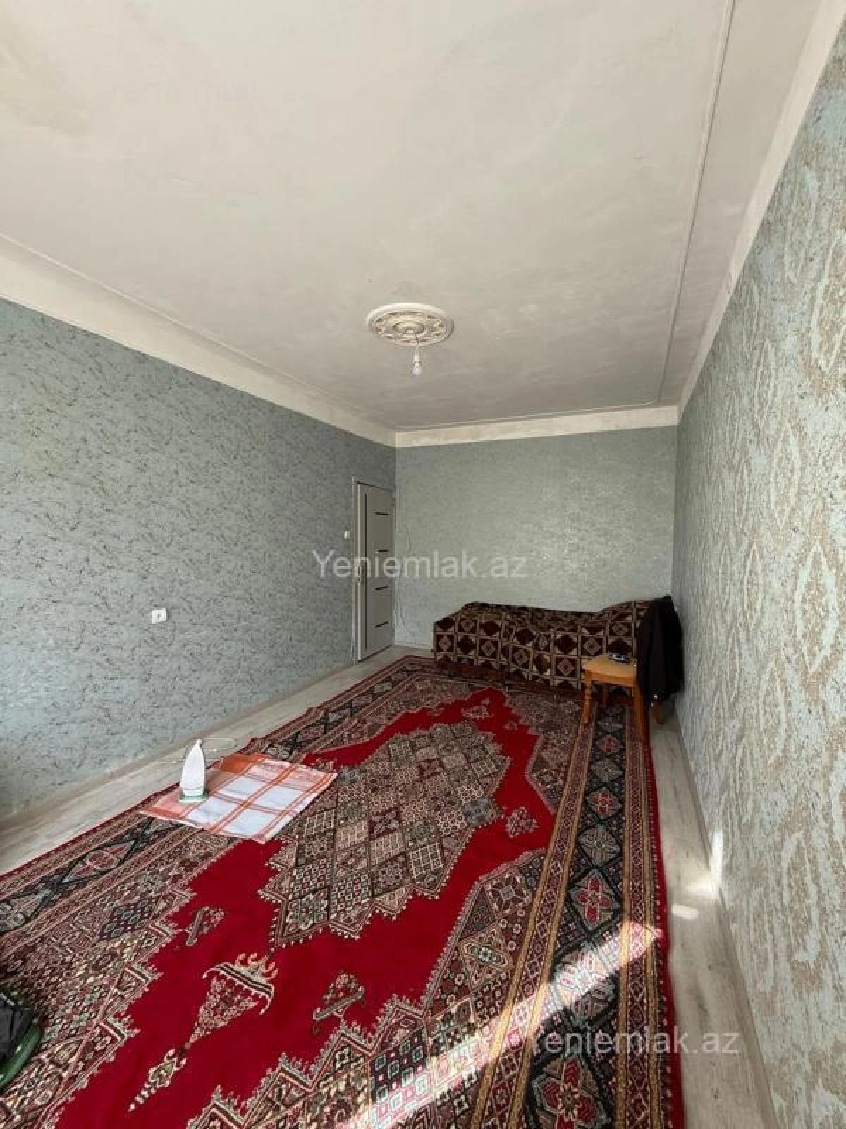 Satılır 2 otaqlı köhnə tikili 60 m²