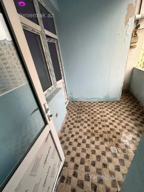 Satılır 3 otaqlı yeni tikili 110 m²