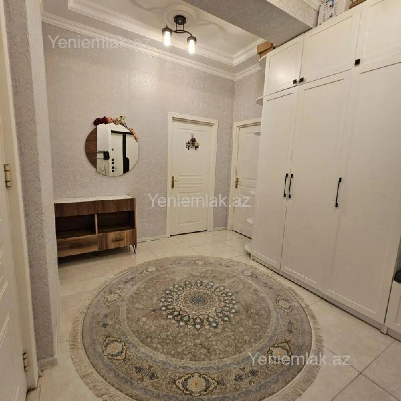 Satılır 2 otaqlı yeni tikili 77 m²