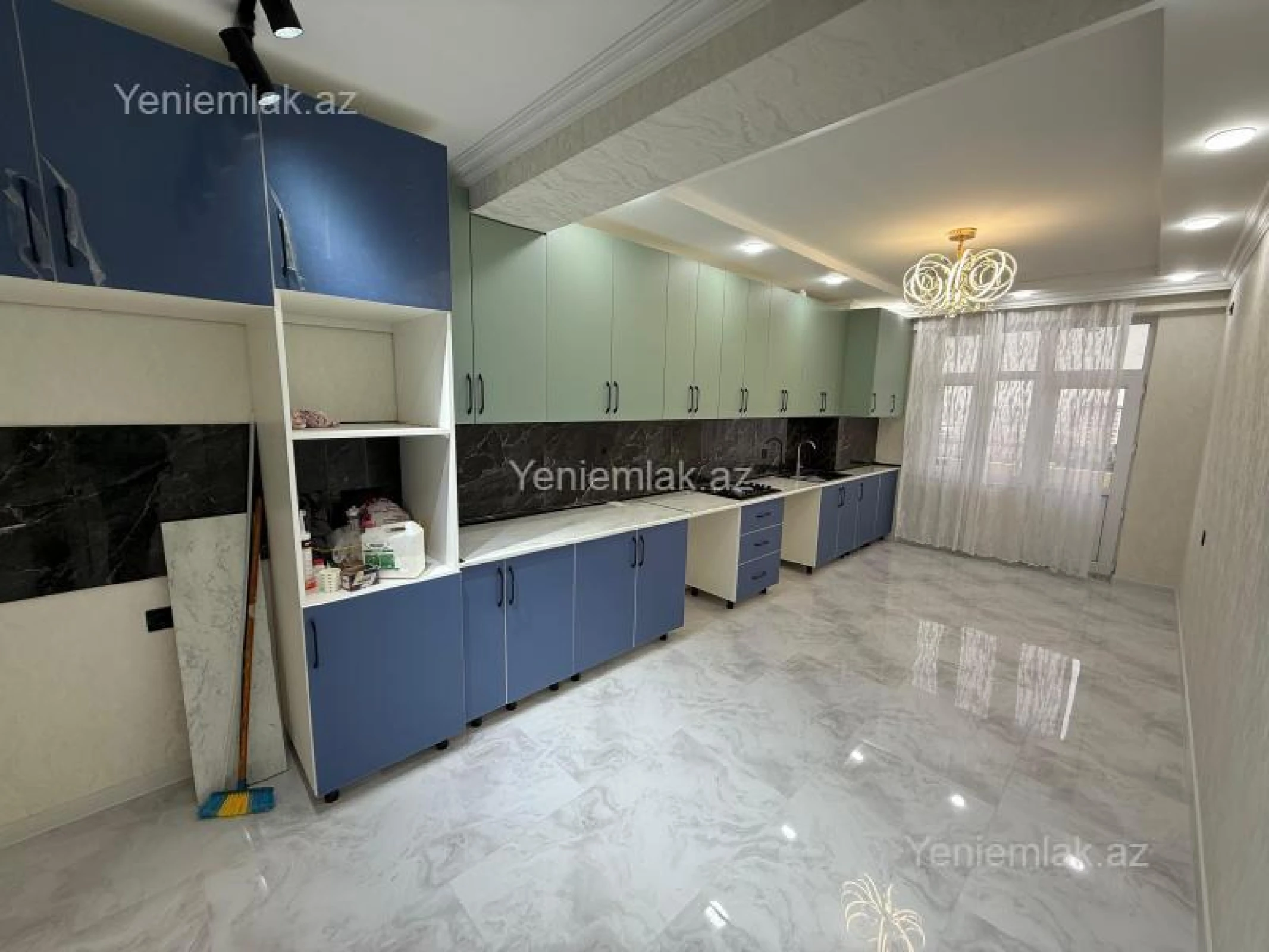 Satılır 3 otaqlı yeni tikili 105 m²