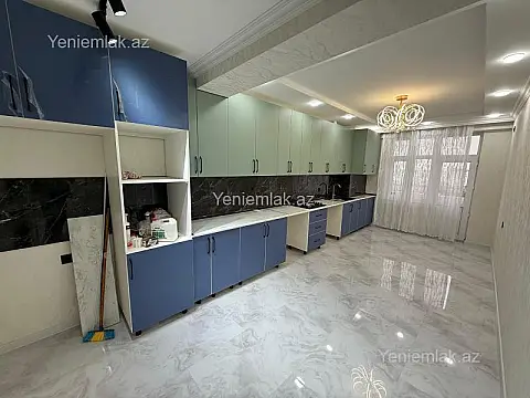 Satılır 3 otaqlı yeni tikili 105 m²