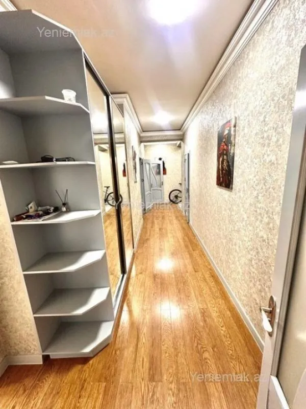 Satılır 3 otaqlı yeni tikili 145 m²