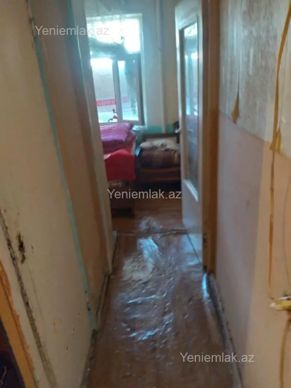 Satılır 1 otaqlı köhnə tikili 55 m²