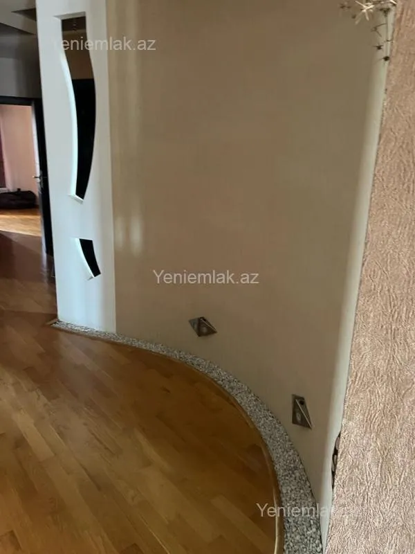 Satılır 5 otaqlı yeni tikili 245 m²