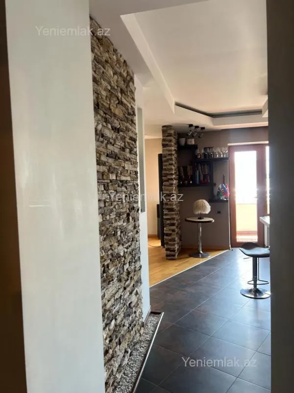 Satılır 5 otaqlı yeni tikili 245 m²