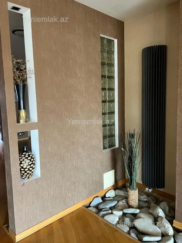 Satılır 5 otaqlı yeni tikili 245 m²