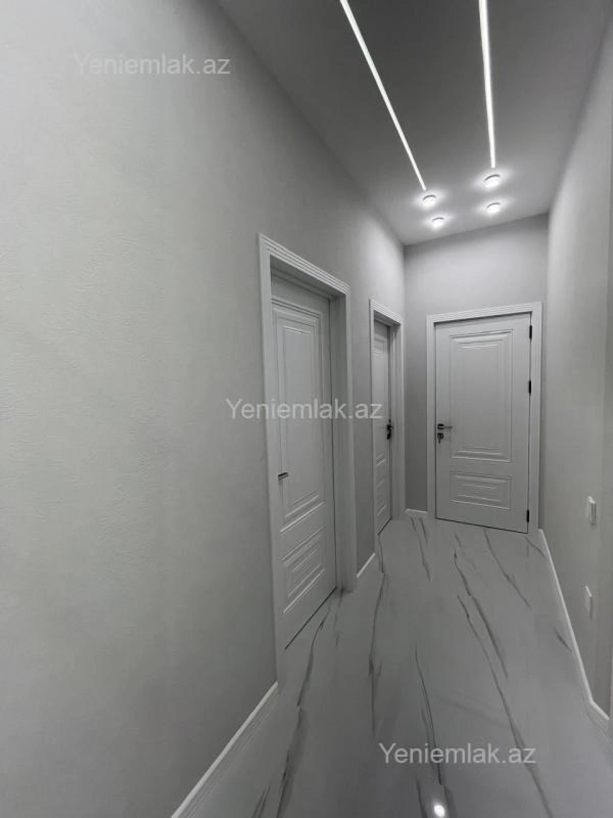 Satılır 2 otaqlı yeni tikili 70 m²