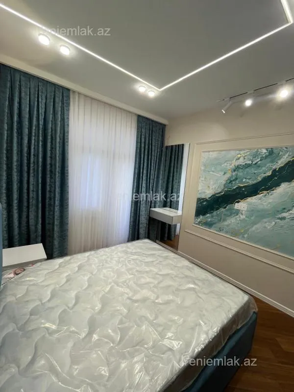 Satılır 2 otaqlı yeni tikili 70 m²