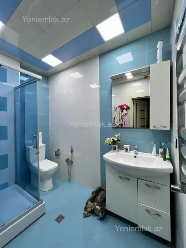 Satılır 2 otaqlı yeni tikili 70 m²