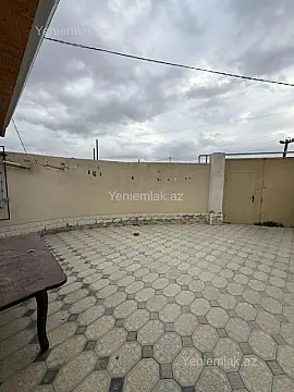 Satılır 2 otaqlı həyət evi 60 m²