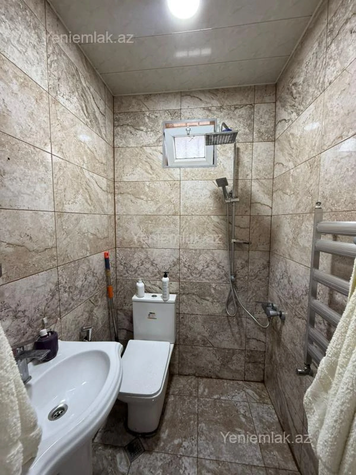 Satılır 2 otaqlı həyət evi 60 m²