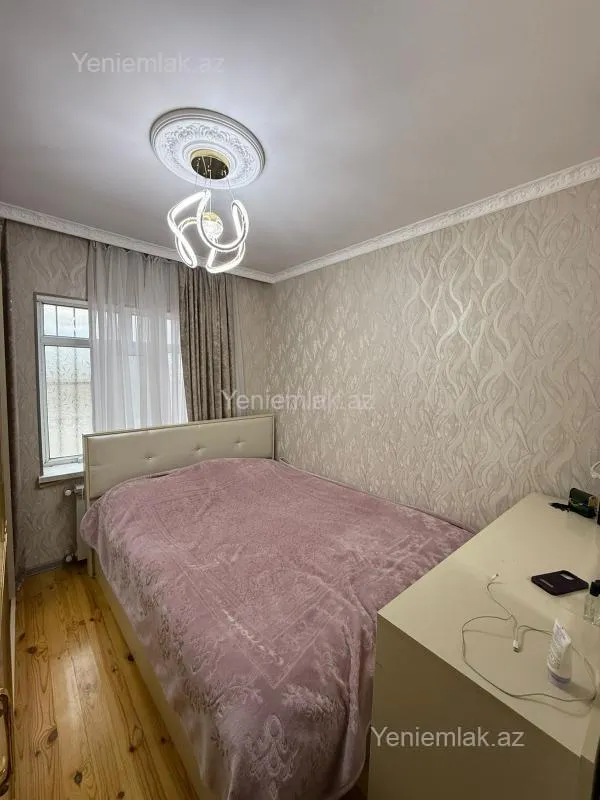 Satılır 2 otaqlı həyət evi 60 m²