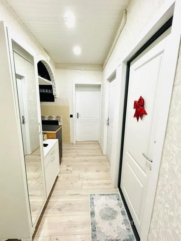 Satılır 3 otaqlı köhnə tikili 71 m²