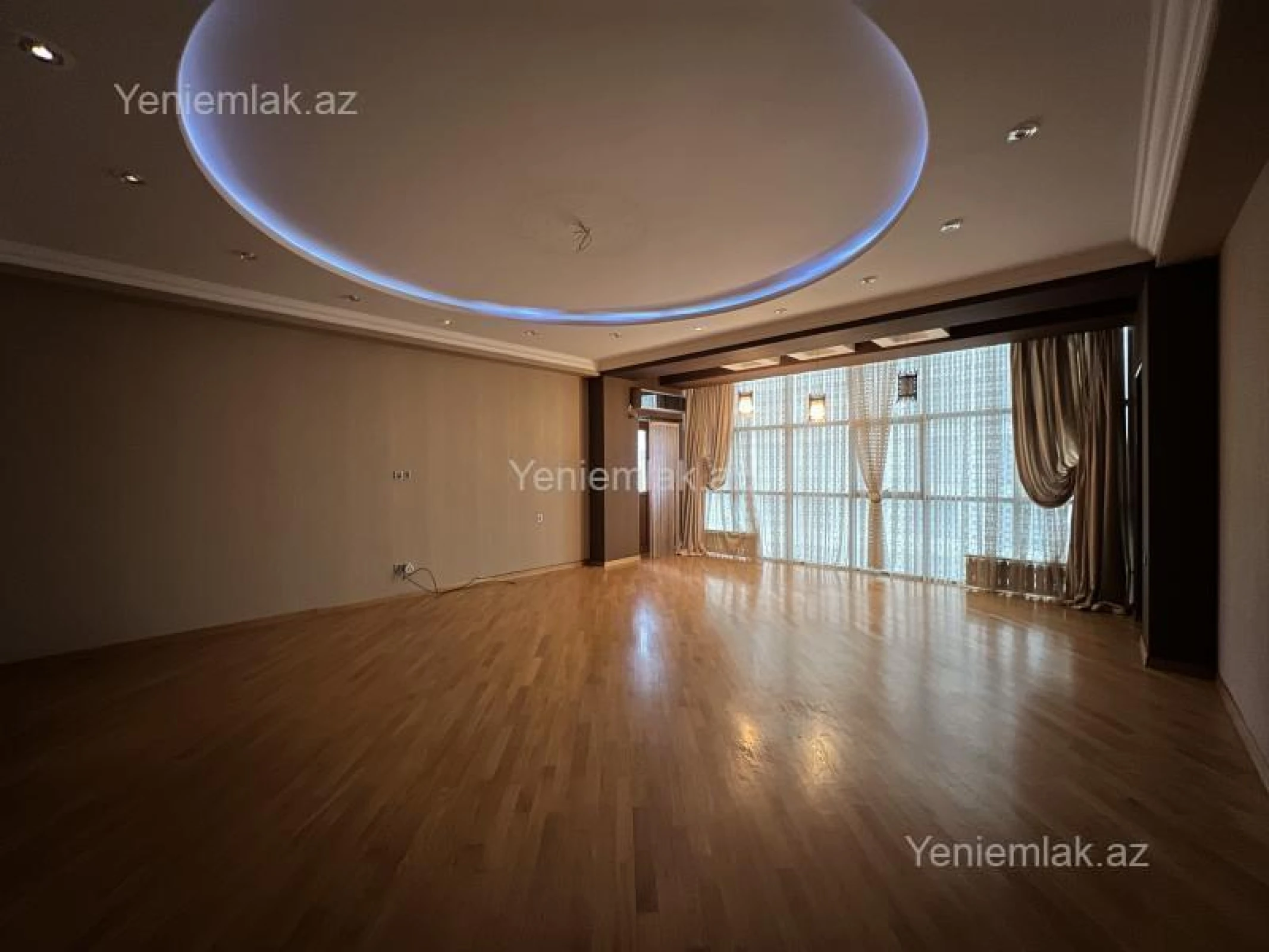 Satılır 4 otaqlı yeni tikili 223 m²
