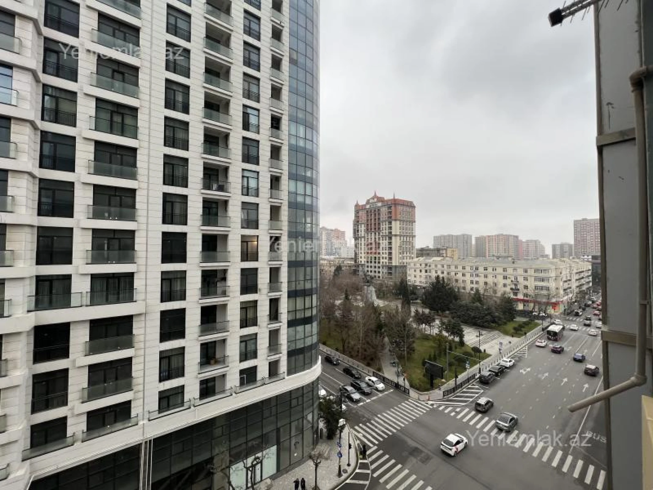 Satılır 4 otaqlı yeni tikili 223 m²