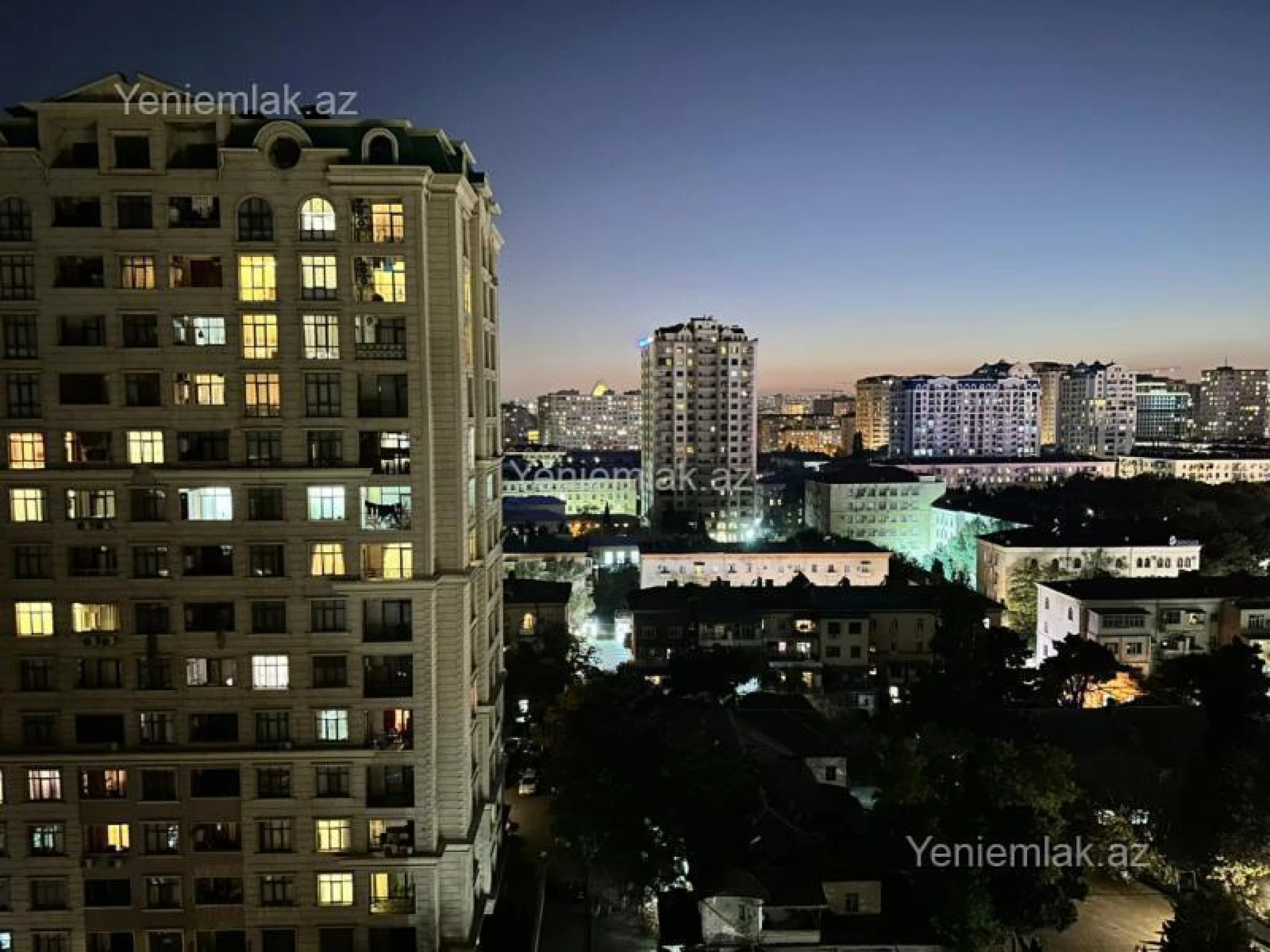 Satılır 3 otaqlı yeni tikili 130 m²