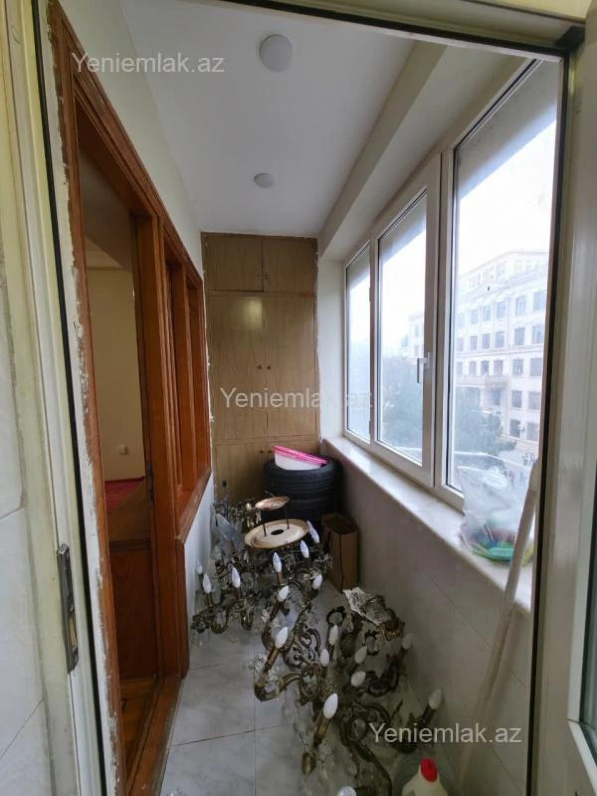 Satılır 3 otaqlı köhnə tikili 115 m²