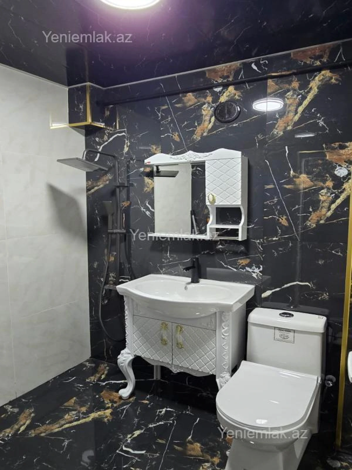 Satılır 1 otaqlı köhnə tikili 30 m²