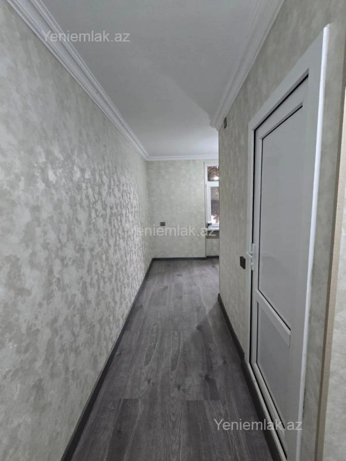 Satılır 1 otaqlı köhnə tikili 30 m²