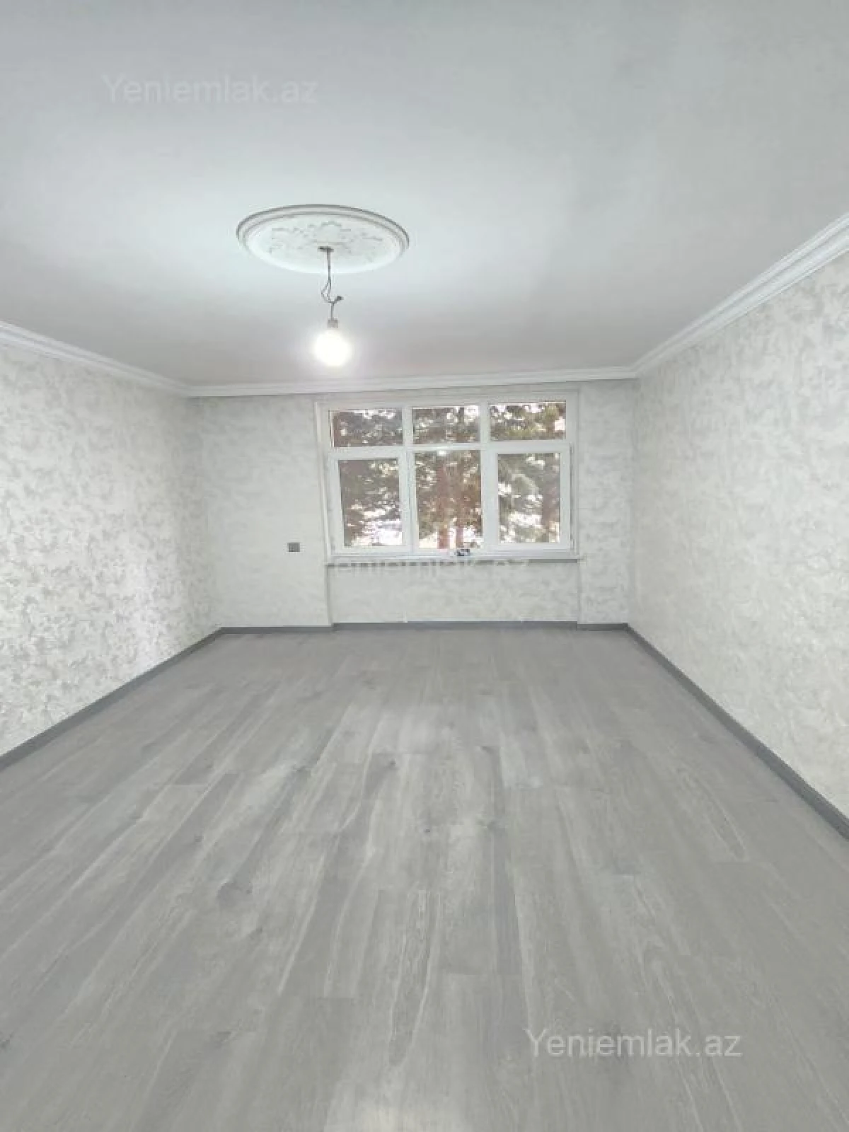 Satılır 1 otaqlı köhnə tikili 30 m²