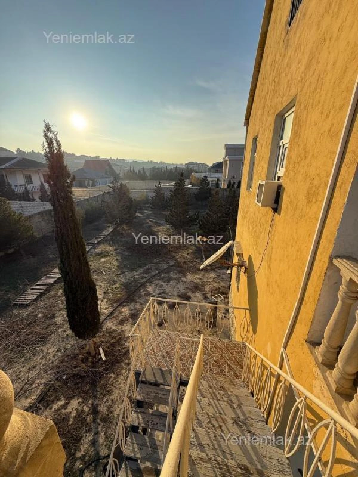 Satılır 5 otaqlı həyət evi 100 m²