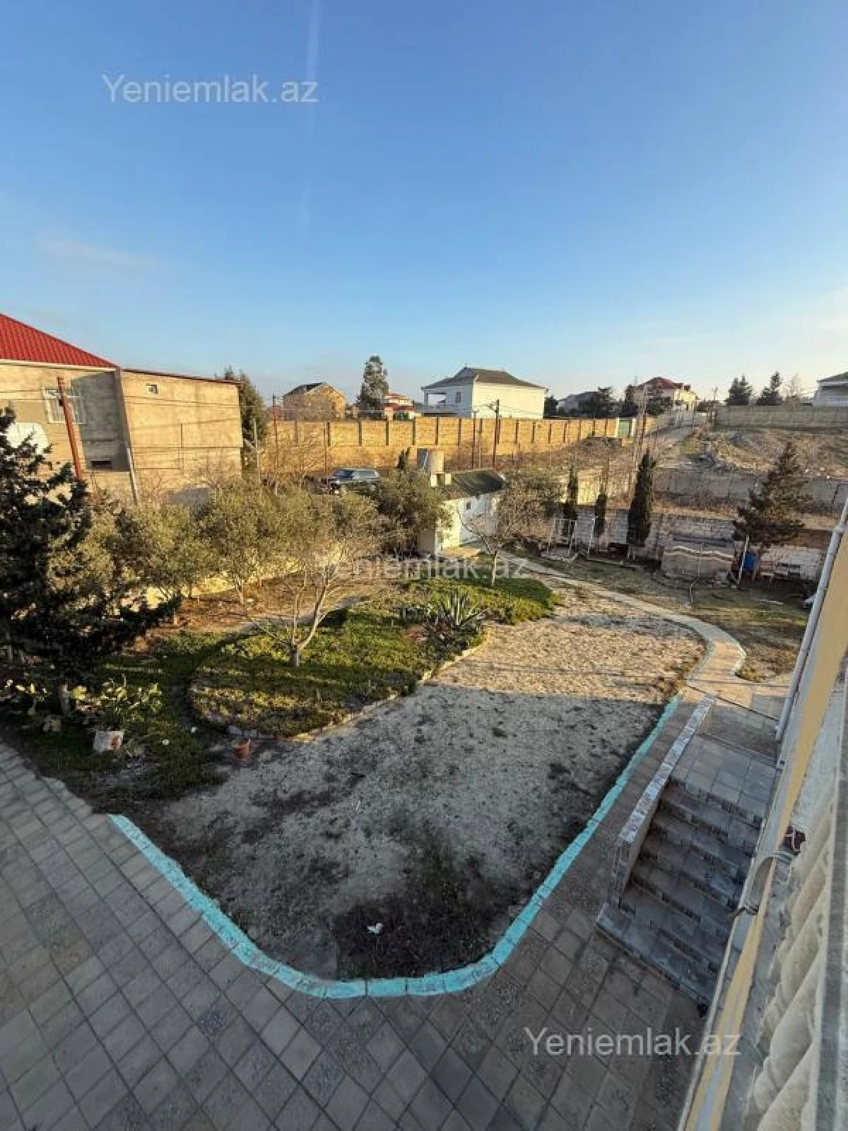 Satılır 5 otaqlı həyət evi 100 m²