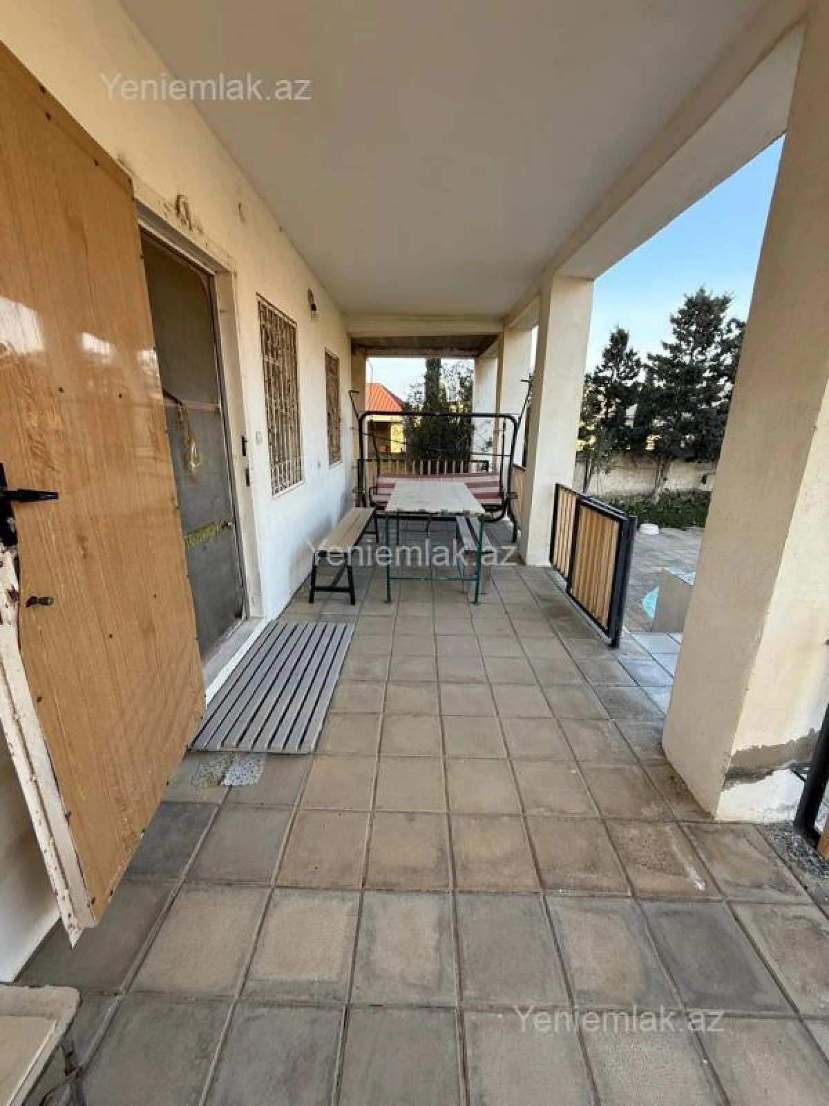 Satılır 5 otaqlı həyət evi 100 m²