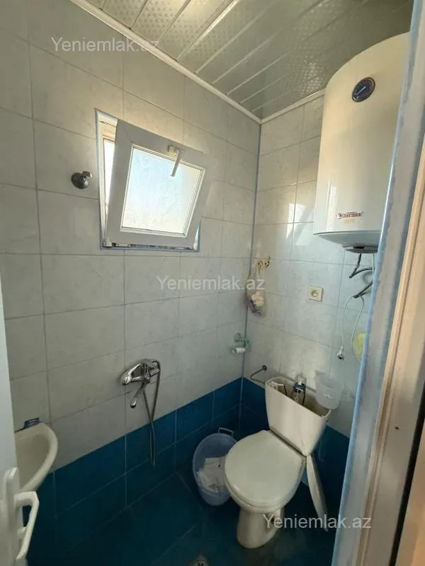 Satılır 5 otaqlı həyət evi 100 m²