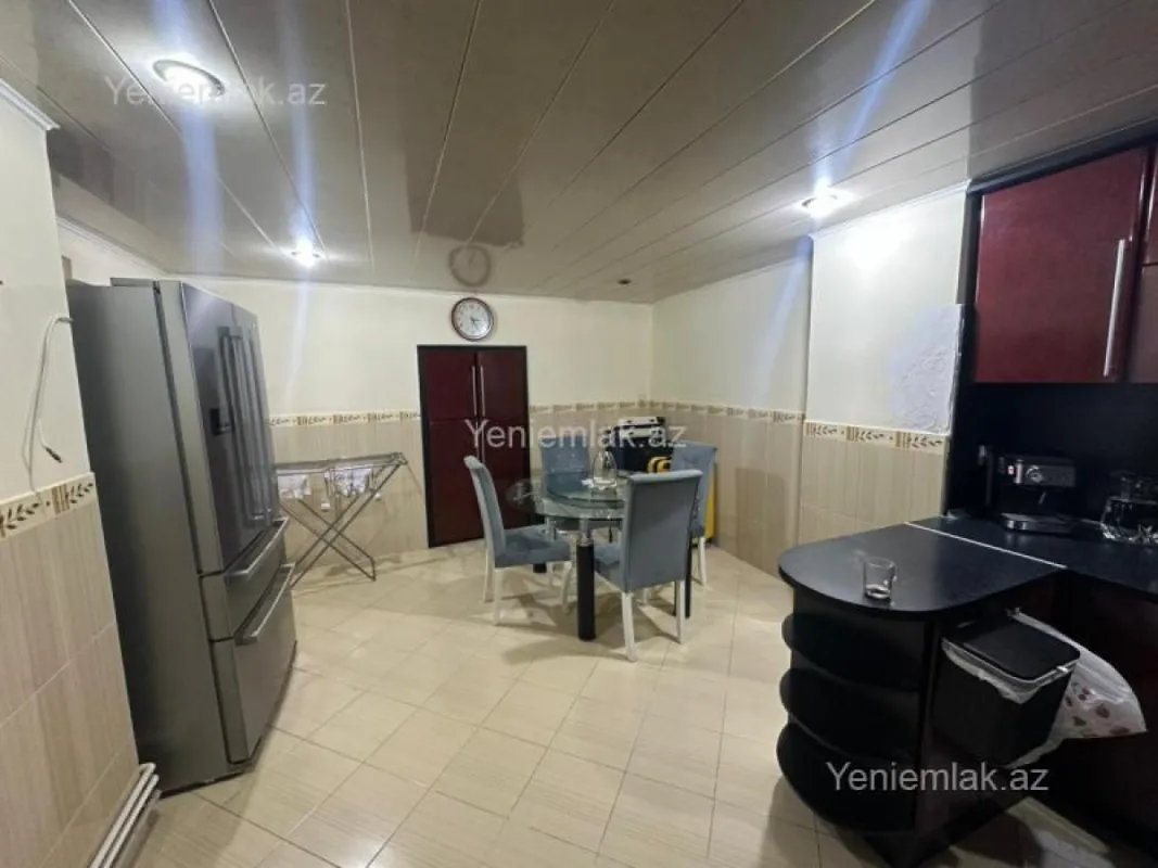 Satılır 3 otaqlı köhnə tikili 72 m²