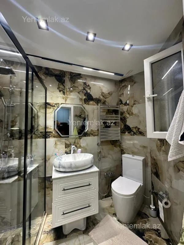 Satılır 3 otaqlı köhnə tikili 72 m²