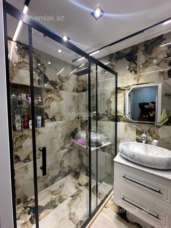 Satılır 3 otaqlı köhnə tikili 72 m²